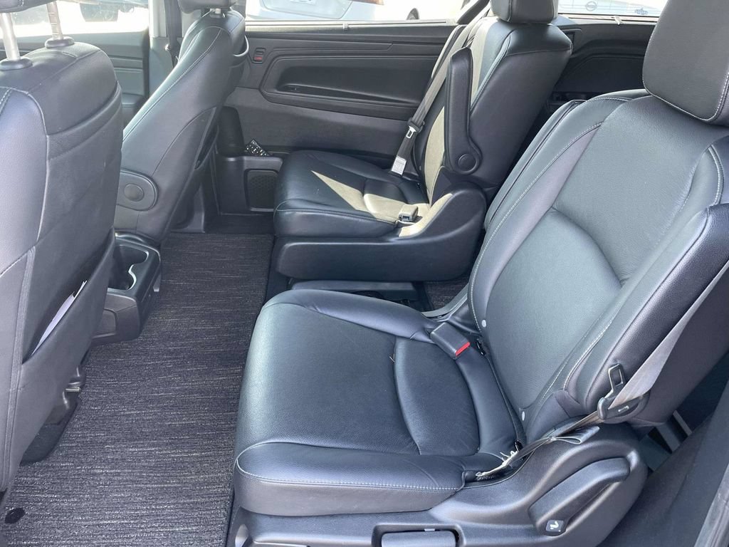 Used 2022 Honda Odyssey Touring image 12