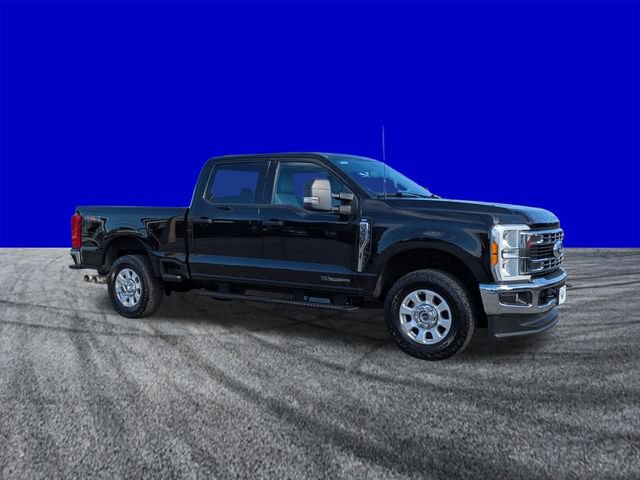Certified 2023 Ford F350 XLT AWD/4WD image 2
