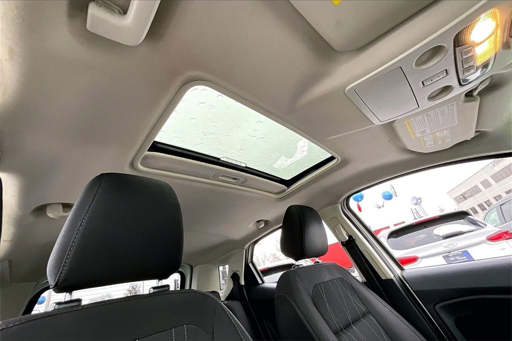 Certified 2019 Ford EcoSport SE w/ SE Convenience Package image 20