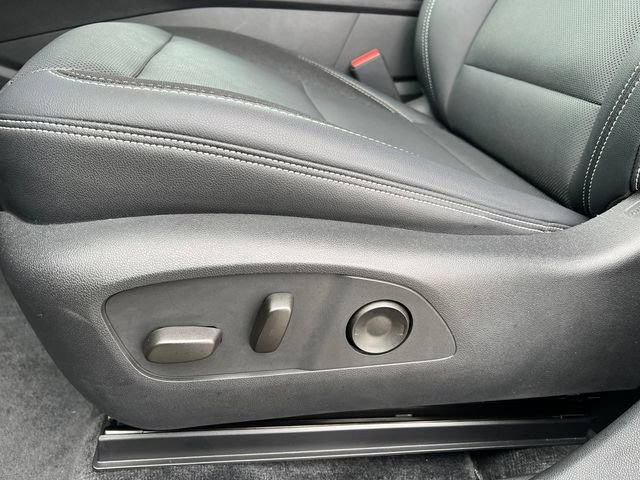 Used 2025 Chevrolet Blazer EV LT image 15