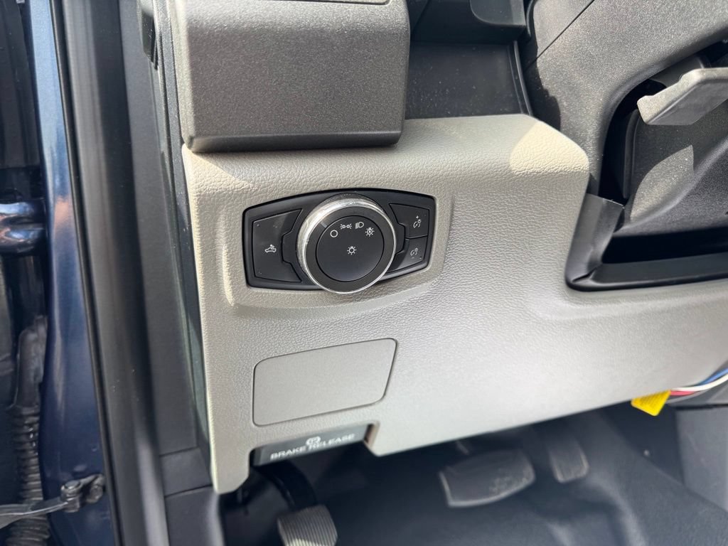Certified 2020 Ford F350 XL w/ STX Appearance Package AWD/4WD image 4