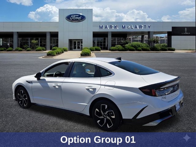 Used 2024 Hyundai Sonata SEL FWD image 3
