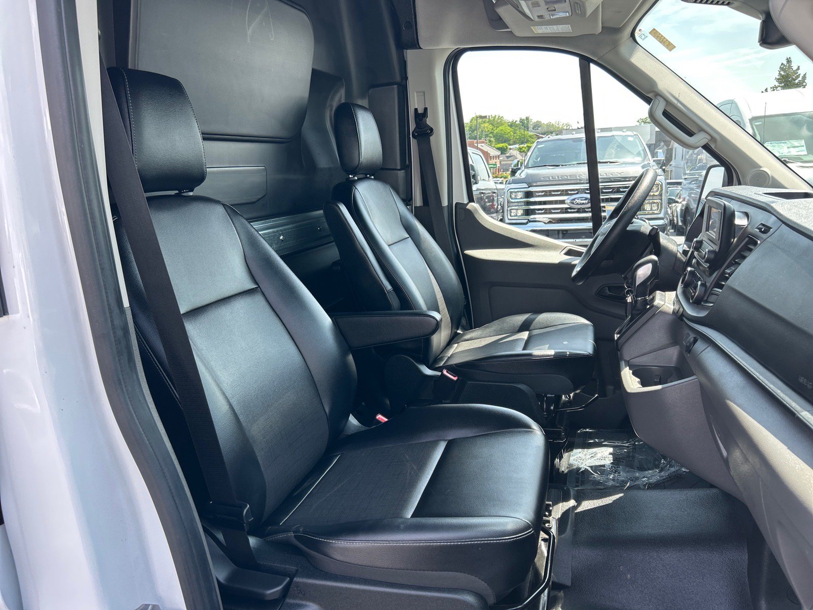 Certified 2024 Ford Transit 250 148 Medium Roof Extended AWD w/ Load Area Protection Package image 15