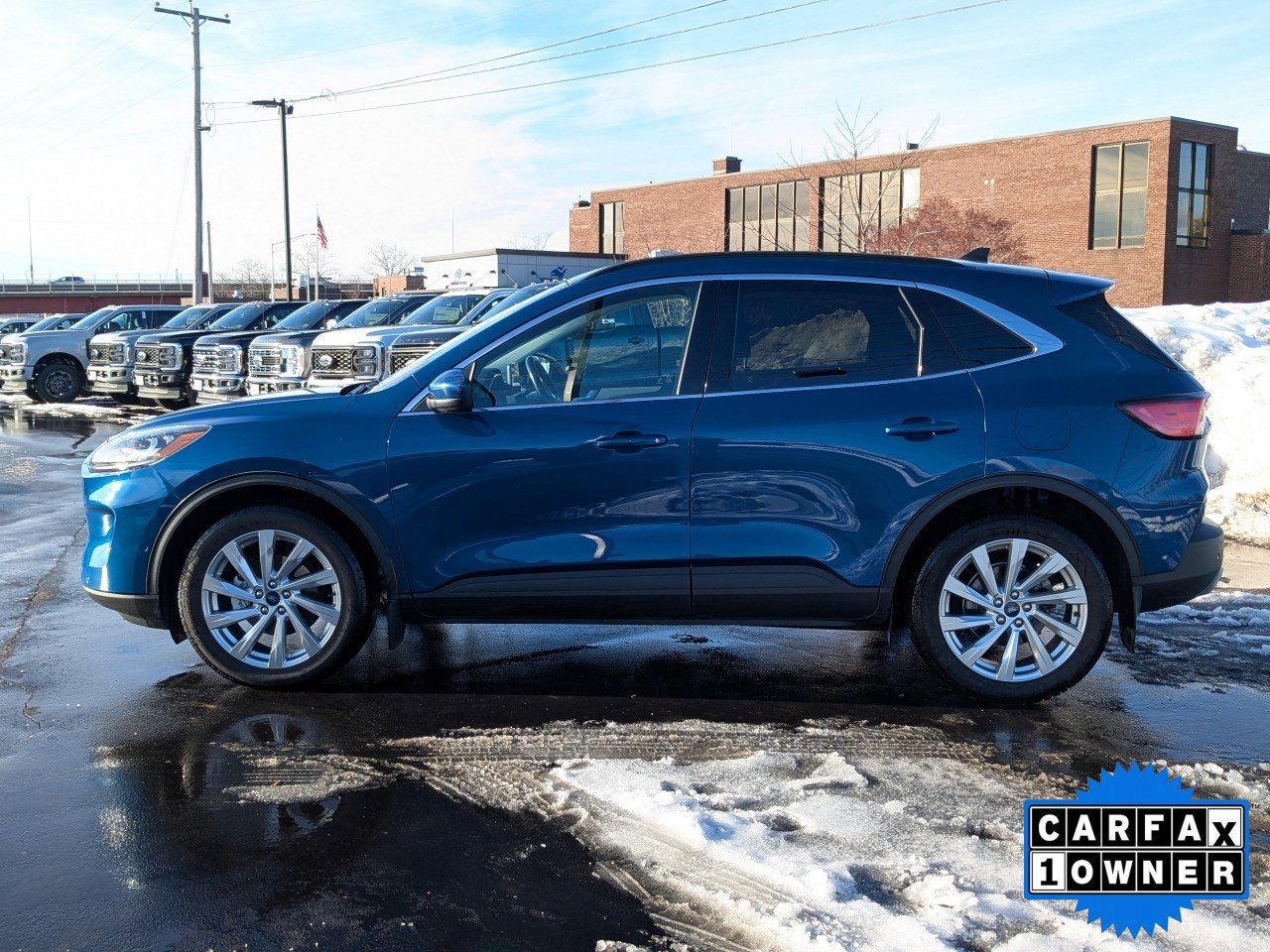 Certified 2022 Ford Escape Titanium w/ Titanium Elite Package image 2