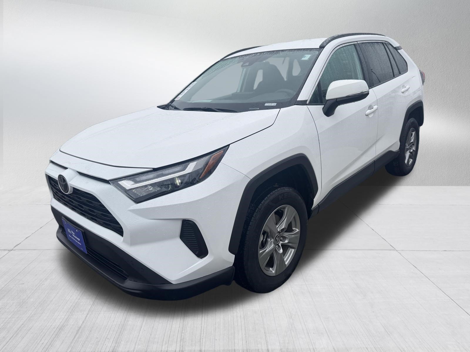 Used 2025 Toyota RAV4 XLE AWD/4WD image 3