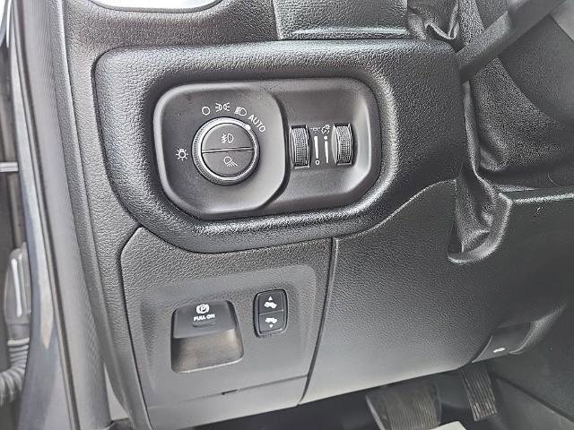 Used 2019 RAM 1500 Laramie image 26