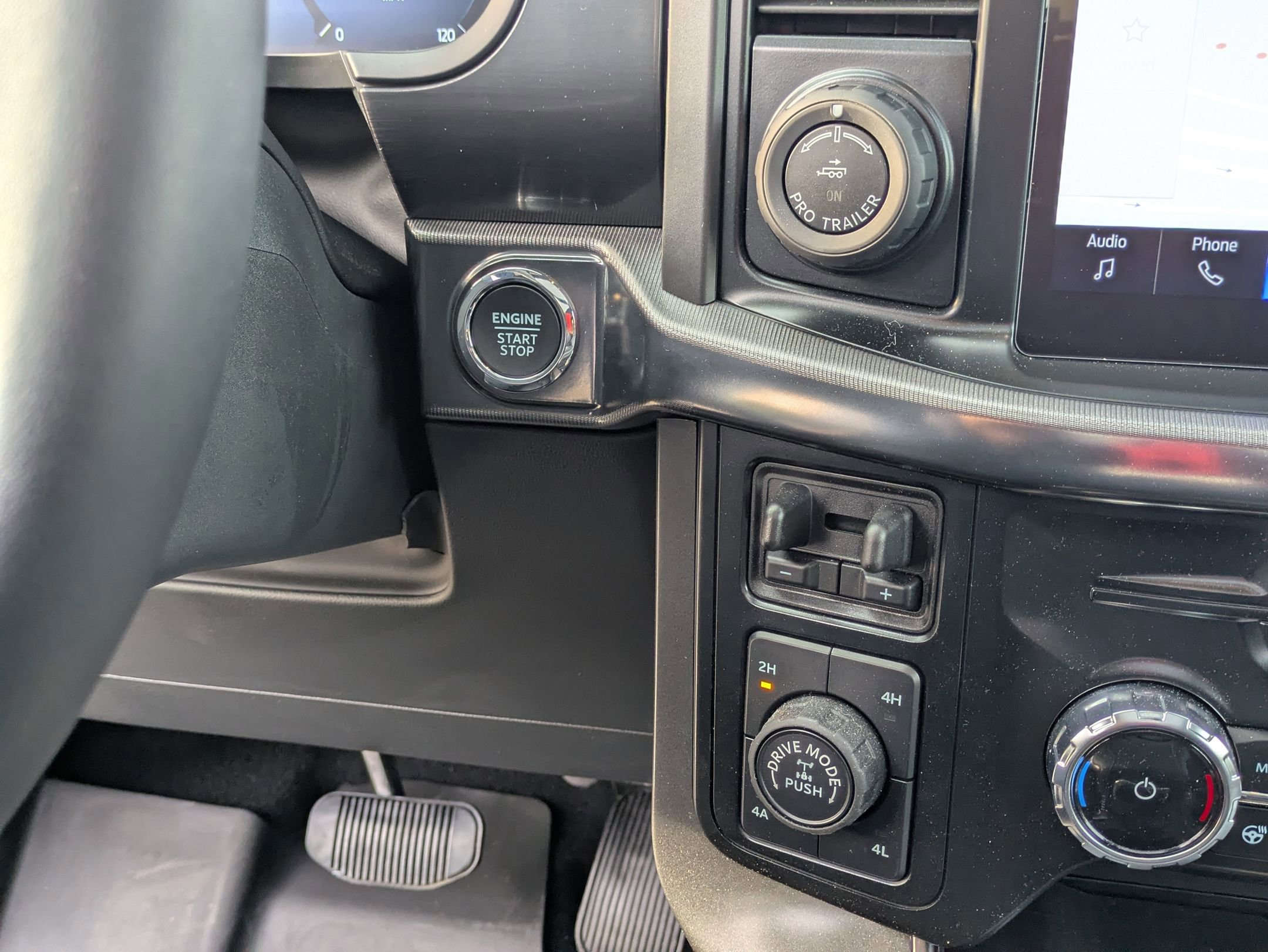 Certified 2024 Ford F150 Lariat w/ Bed Utility Package image 28