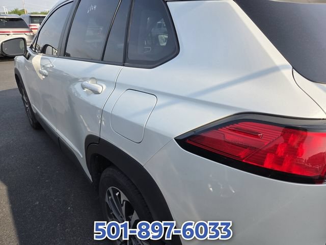 Used 2024 Toyota Corolla Cross XLE FWD image 8