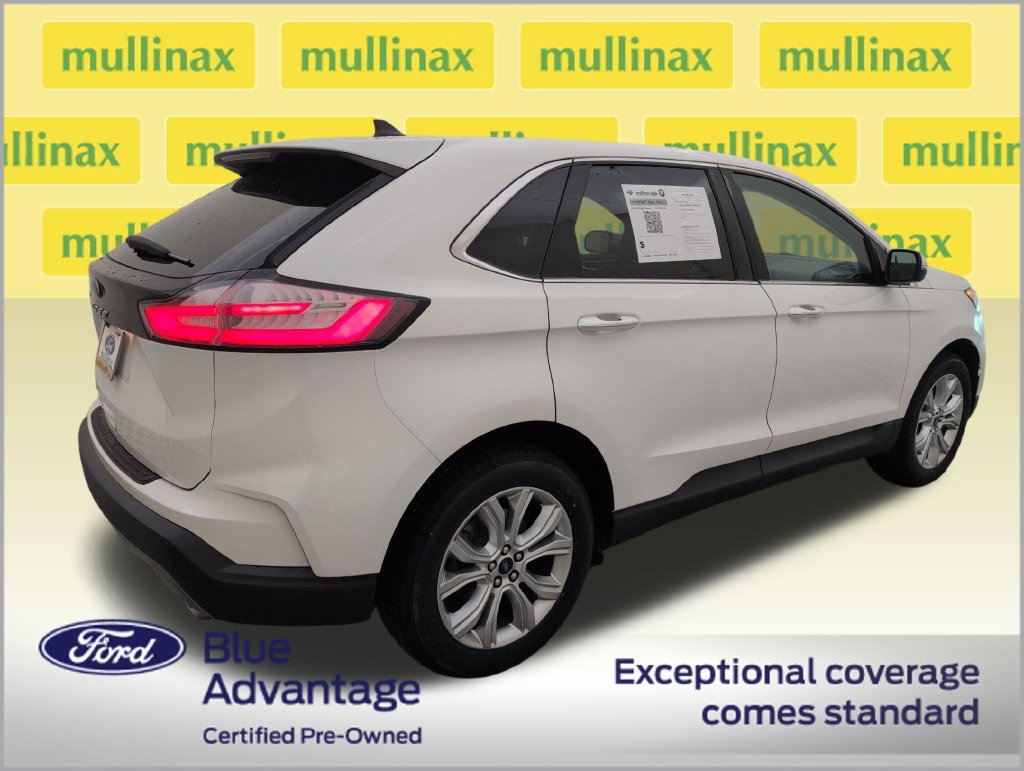 Certified 2021 Ford Edge Titanium FWD image 3