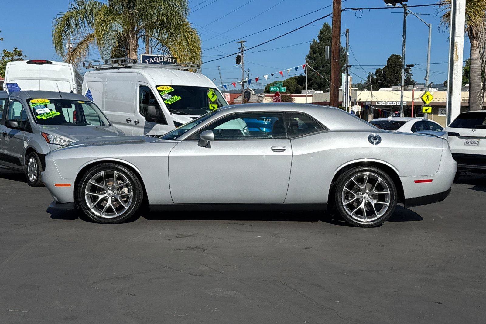 Used 2022 Dodge Challenger GT image 28
