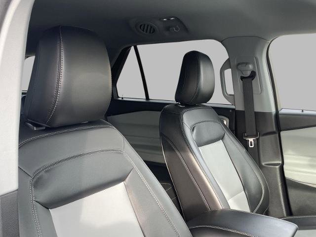 Certified 2022 Ford Explorer XLT w/ Equipment Group 202A image 16