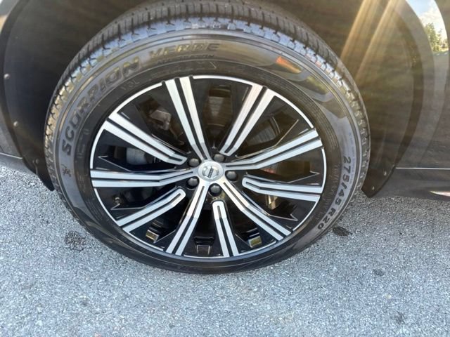 Used 2021 Volvo XC90 T8 R-Design AWD/4WD image 14