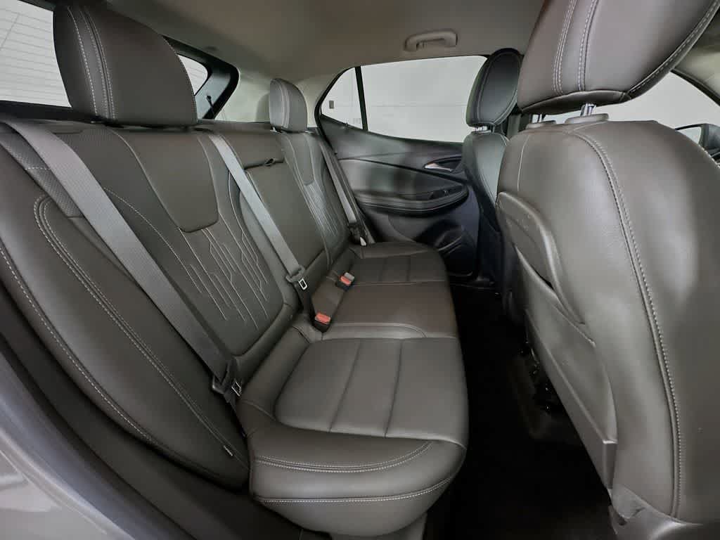Used 2024 Buick Encore GX Avenir w/ Avenir Technology Package FWD image 31