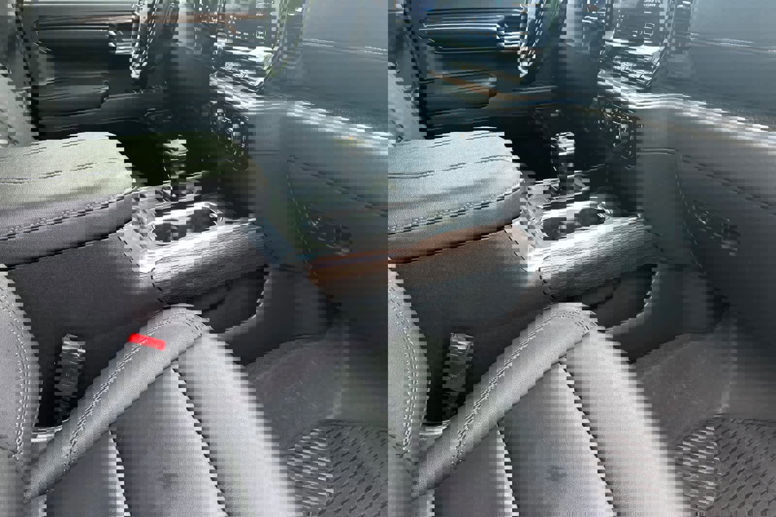 Used 2024 Chevrolet Silverado 1500 LT Trail Boss w/ Convenience Package II image 15