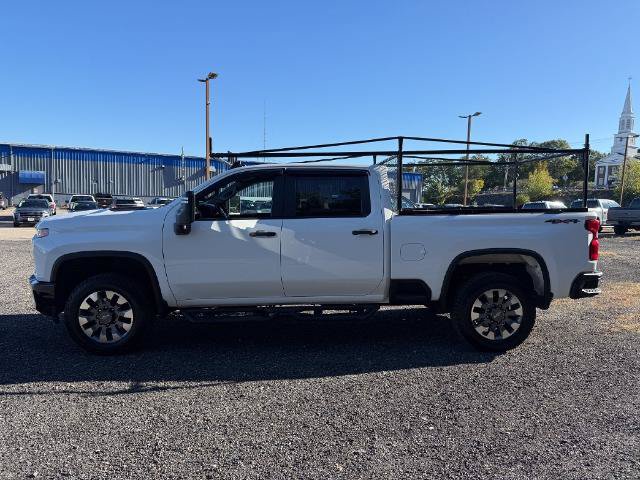 Used 2023 Chevrolet Silverado 2500 Custom w/ Custom Value Package AWD/4WD image 2
