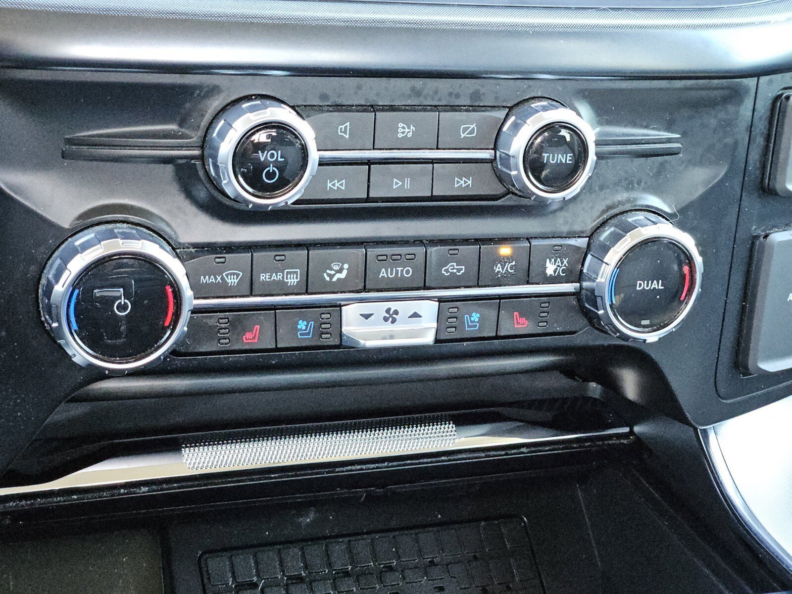 Certified 2023 Ford F150 Limited image 24