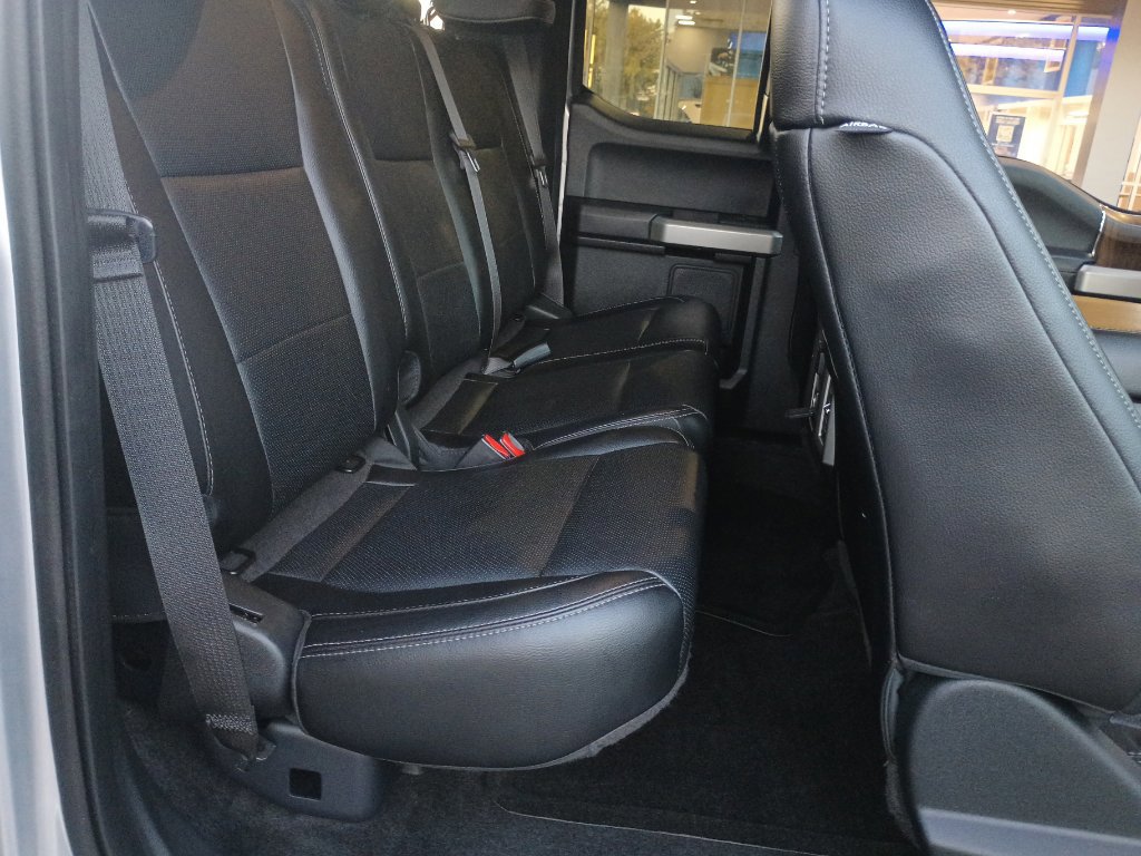 Certified 2016 Ford F150 Lariat image 32