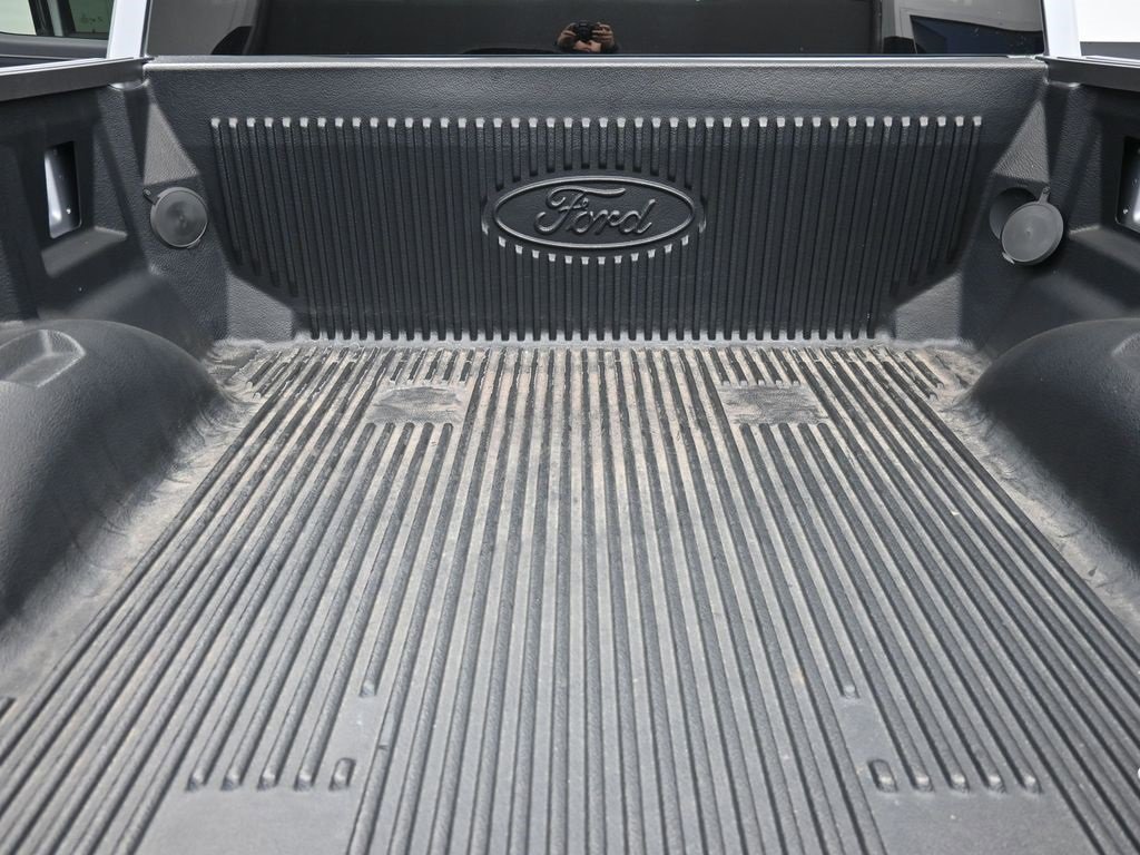 Certified 2022 Ford F150 XLT w/ Equipment Group 302A High image 10