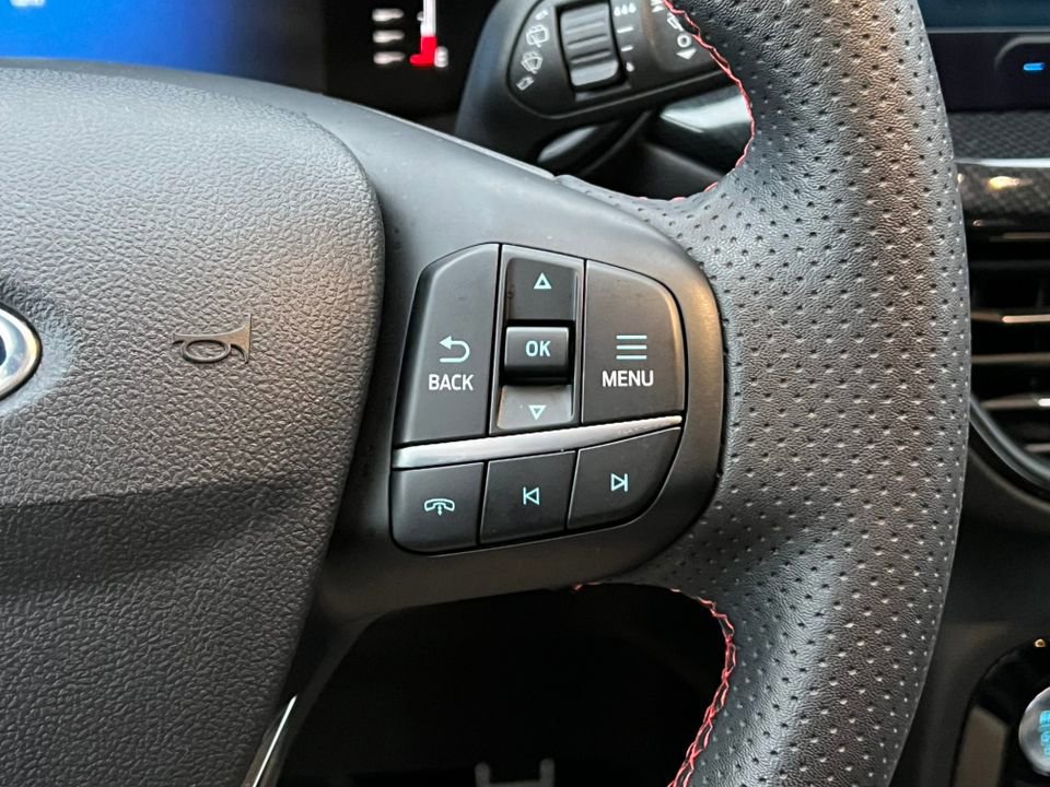 Certified 2023 Ford Escape ST-Line w/ Tech Pack #1 image 26