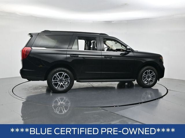 Certified 2025 Ford Expedition Active AWD/4WD image 2