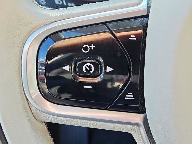 Used 2019 Volvo S60 T6 Momentum w/ Multimedia Package image 27