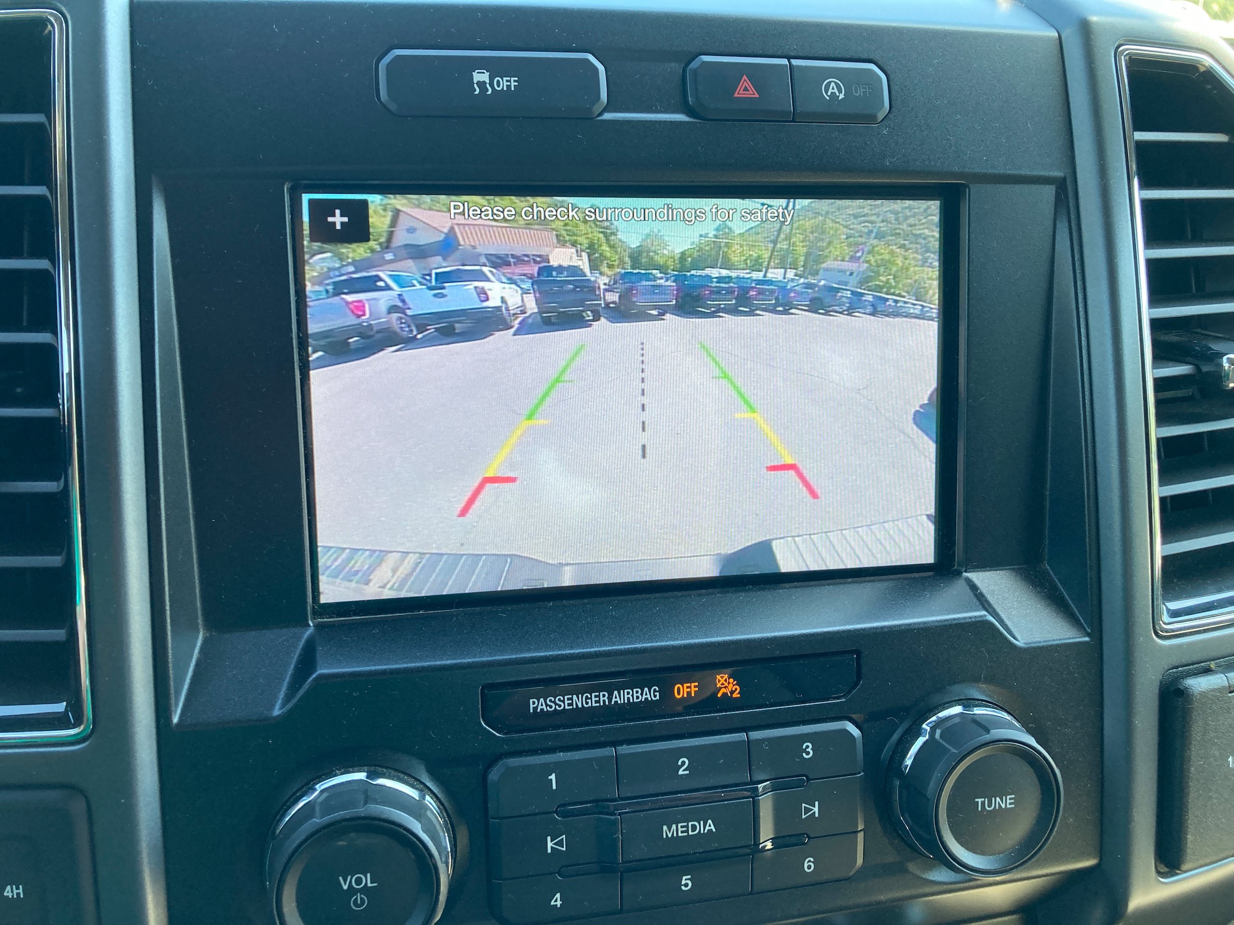 Certified 2019 Ford F150 XLT w/ Equipment Group 302A Luxury AWD/4WD image 19