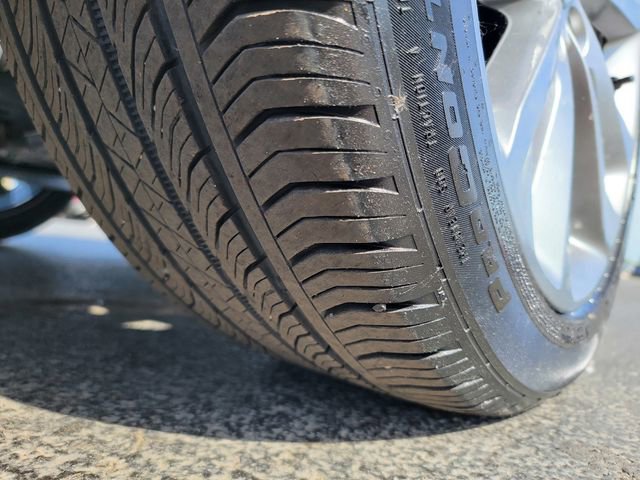 Used 2023 Buick Envision Avenir AWD/4WD image 17