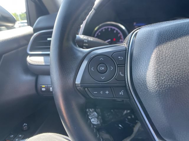 Used 2019 Toyota Camry SE w/ Audio Package FWD image 17
