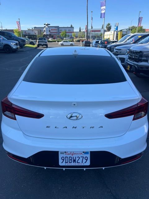 Used 2020 Hyundai Elantra SEL FWD image 11