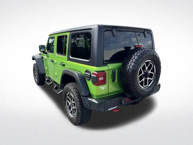 Used 2025 Jeep Wrangler Unlimited Rubicon w/ Convenience Group AWD/4WD image 7
