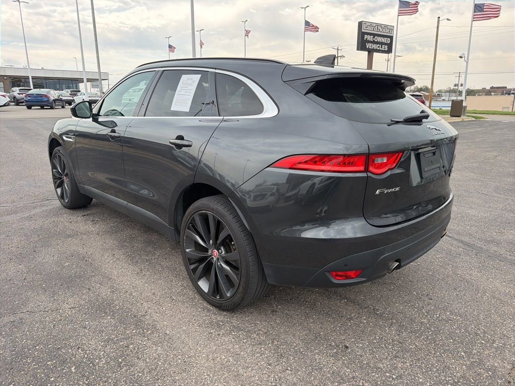Used 2020 Jaguar F-PACE Prestige AWD/4WD image 2