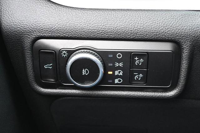 Certified 2023 Ford Explorer XLT w/ Equipment Group 202A image 34