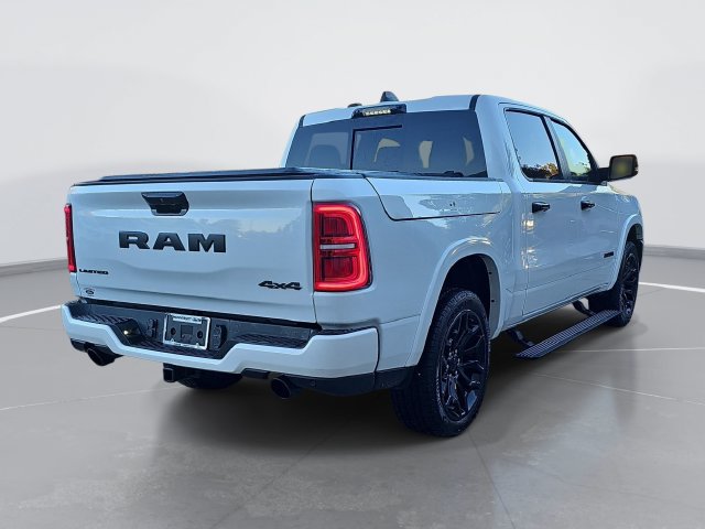 Used 2025 RAM 1500 Limited AWD/4WD image 3
