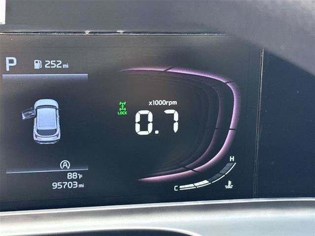 Used 2024 Kia Seltos LX AWD/4WD image 19