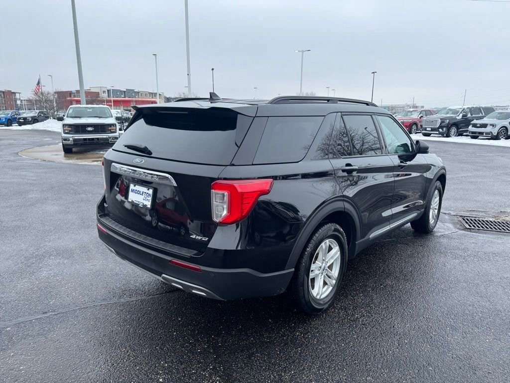 Certified 2023 Ford Explorer XLT w/ Equipment Group 202A image 7