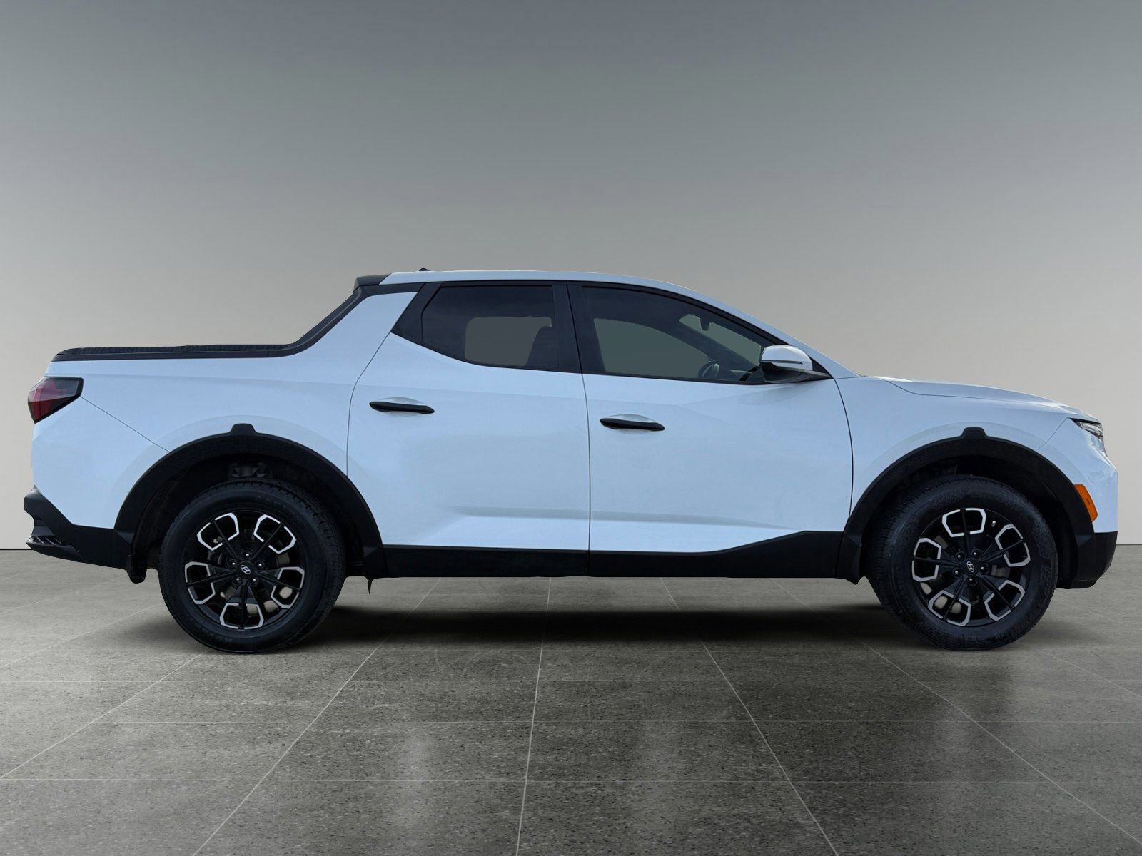 Used 2022 Hyundai Santa Cruz SEL image 2