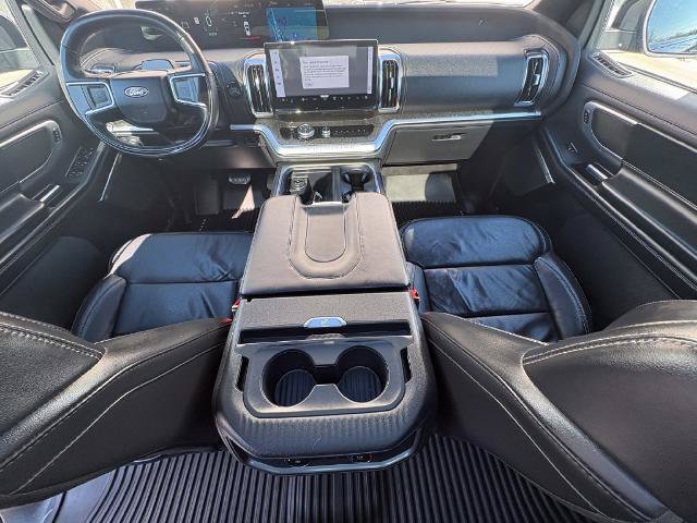 Certified 2025 Ford Expedition Max Platinum w/ Stealth Appearance Package AWD/4WD image 17