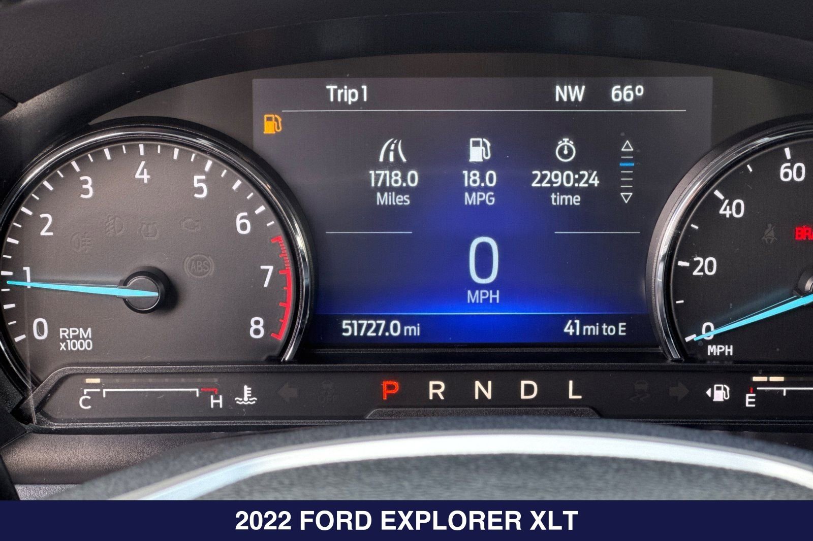 Certified 2022 Ford Explorer XLT w/ Equipment Group 202A RWD image 28