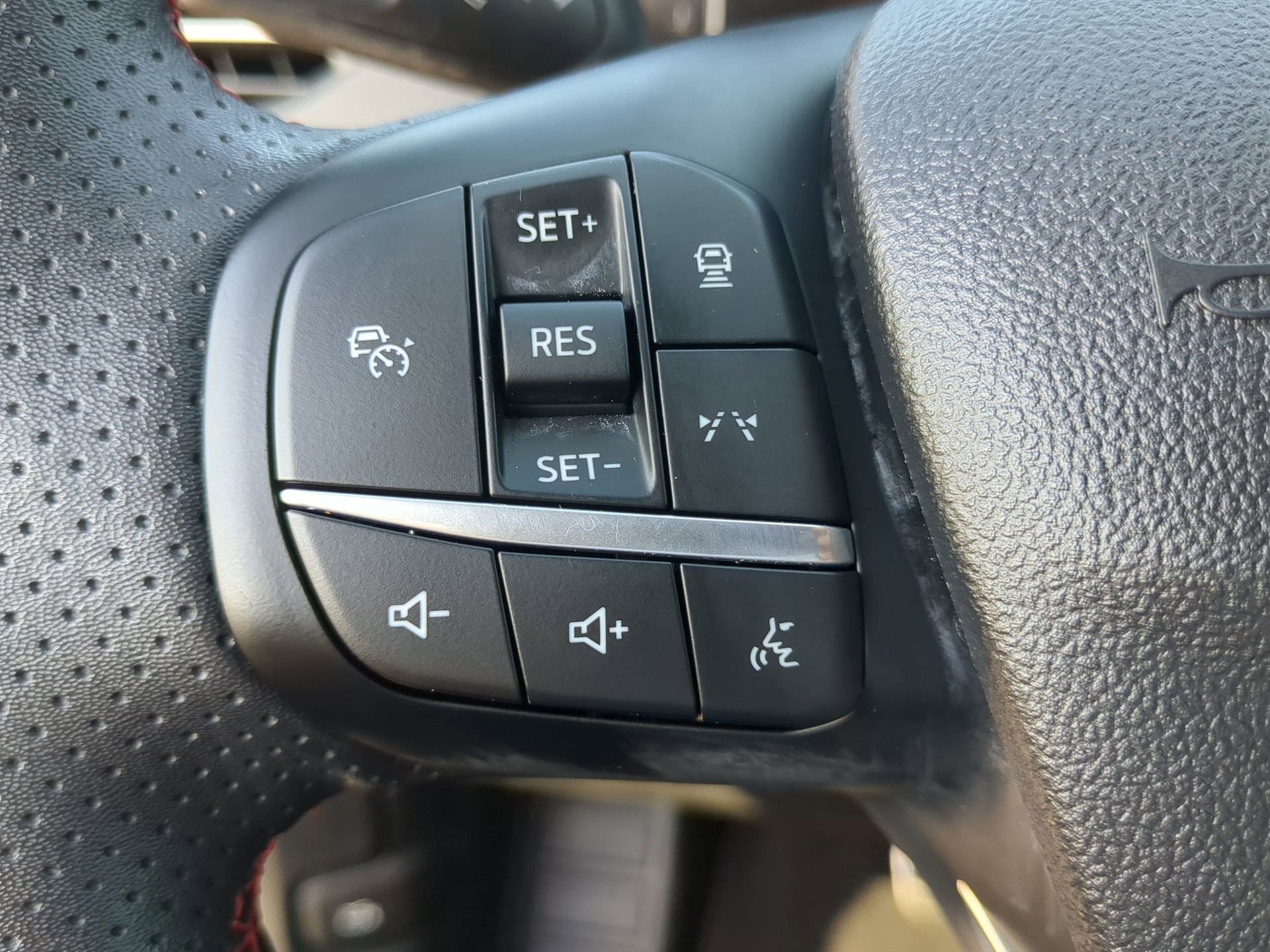 Certified 2023 Ford Escape ST-Line w/ Tech Pack #1 image 65