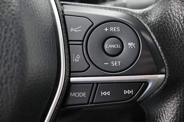 Used 2024 Toyota Camry LE FWD image 16