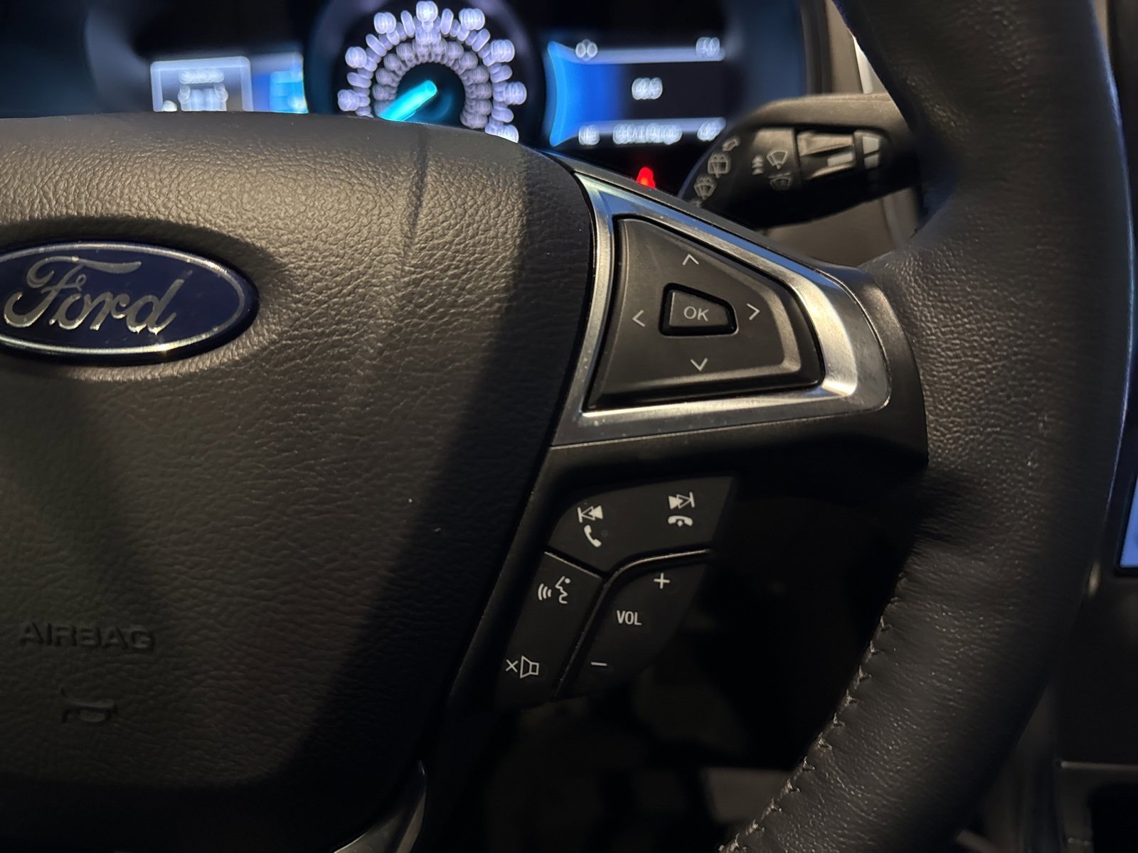 Certified 2024 Ford Edge Titanium w/ Equipment Group 301A image 28