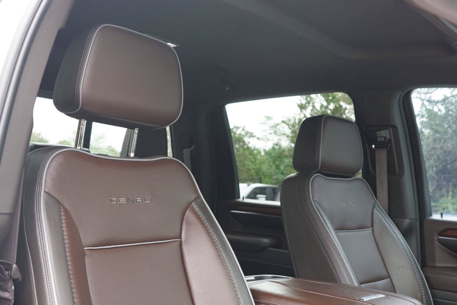 Used 2024 GMC Sierra 3500 Denali AWD/4WD image 28