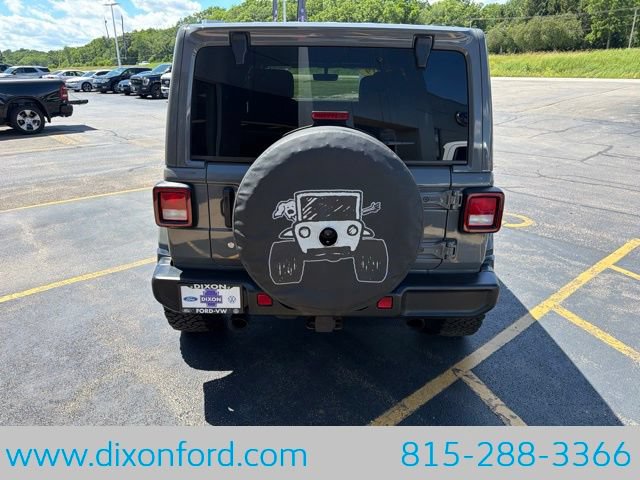 Used 2019 Jeep Wrangler Unlimited Sahara AWD/4WD image 7