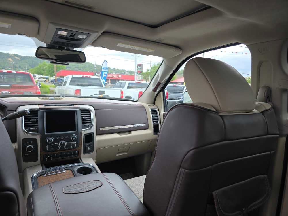 Used 2018 RAM 3500 Laramie Longhorn w/ Longhorn Southfork Package AWD/4WD image 14