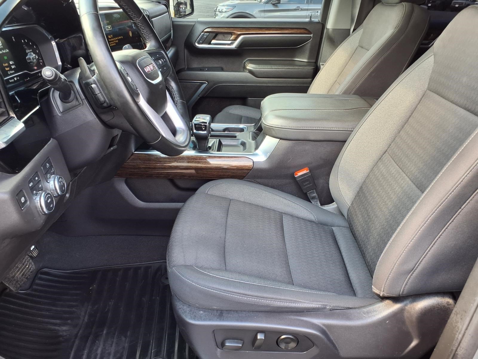 Used 2024 GMC Sierra 1500 Elevation w/ X31 Off-Road Package AWD/4WD image 15