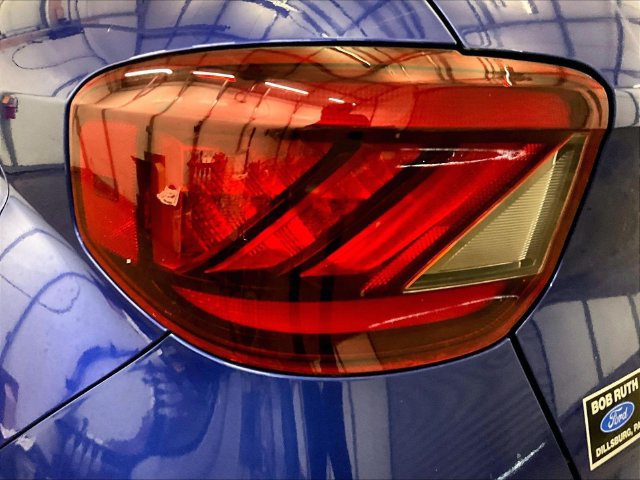 Used 2022 Hyundai Venue Limited FWD image 28