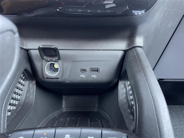 Used 2024 Chevrolet TrailBlazer LT AWD/4WD image 24