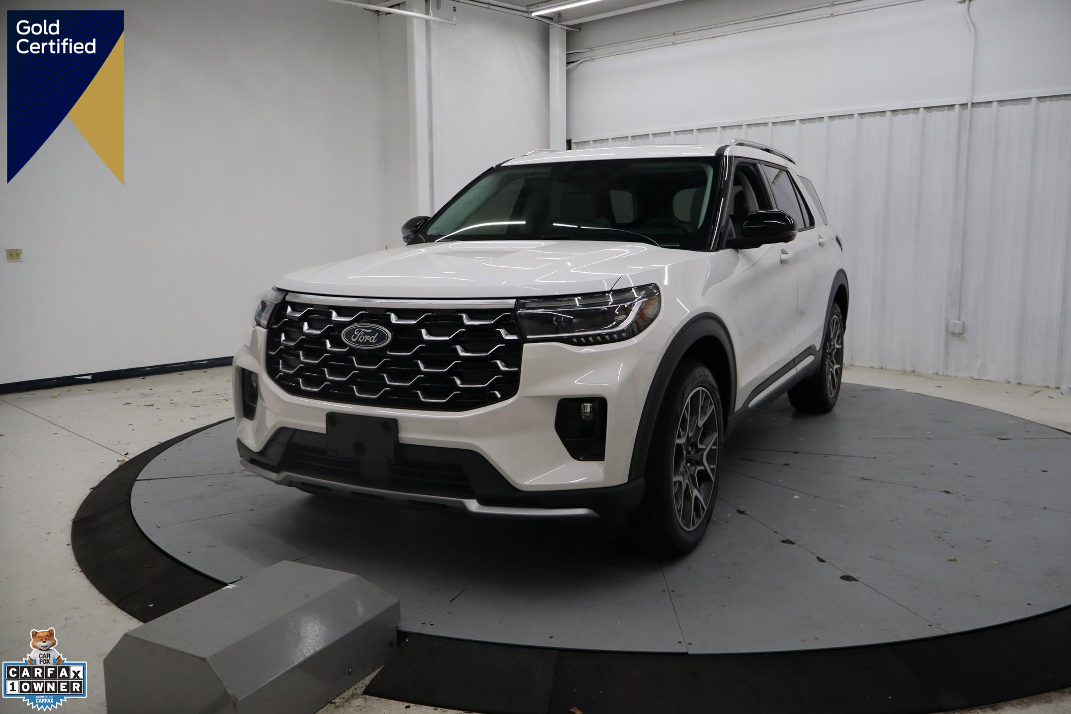 Certified 2025 Ford Explorer Platinum w/ Ultimate Package