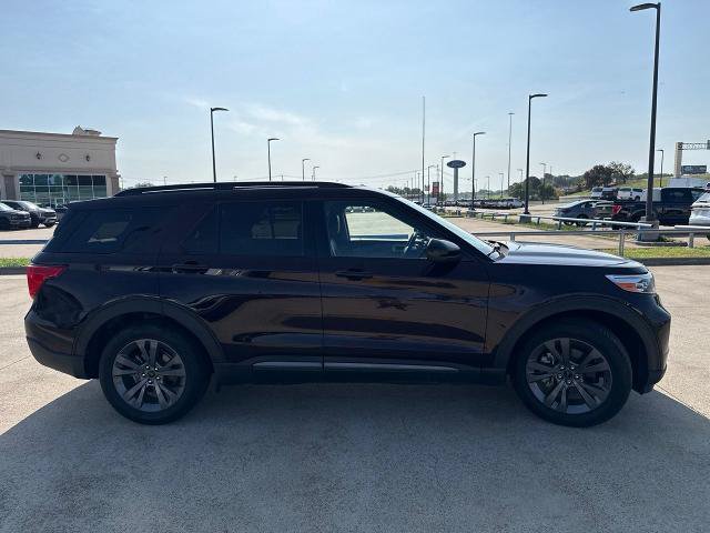 Certified 2023 Ford Explorer XLT w/ Equipment Group 202A RWD image 17