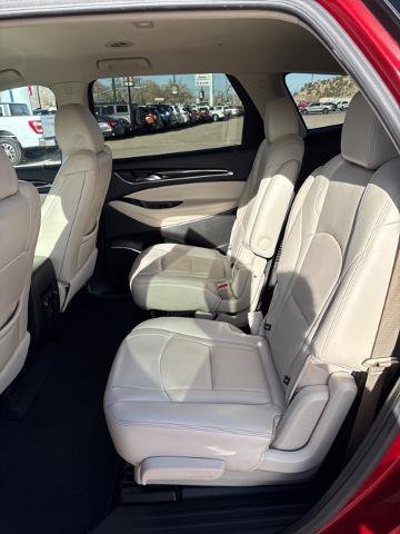 Used 2023 Buick Enclave Essence image 14